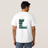T-shirt Don’t Bug Me I Am Local – Retro Rainbow Typography (Dos entier)