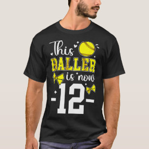 T-shirt Doux cadeau pour les 12 ans d'une fille softball