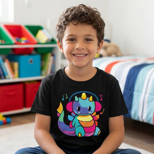 T-shirt Dragon heureux avec des écouteurs en train d'écout