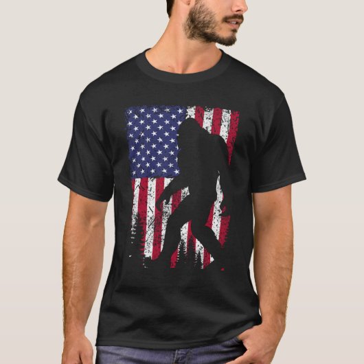 T-shirt Drapeau américain Bigfoot I Believe Sasquatch (Devant)