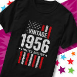 T-shirt Drapeau Américain Édition Limitée Étoiles Vintage<br><div class="desc">Ce design d'anniversaire 1956 est parfait pour les vétérans,  les policiers,  les militaires,  les membres du service actif ou tout Américain patriote né en 1956 ! Caractéristiques 'Édition Limitée Vintage 1956' avec un graphique de drapeau américain de style vintage en détresse.</div>