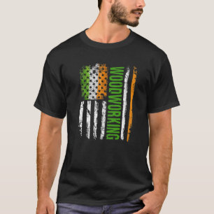 T-shirt Drapeau américain en bois déprimé St Patrick's
