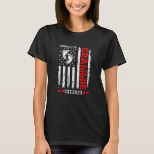 T-shirt Drapeau américain féminin promu aux Grammie 2023 P