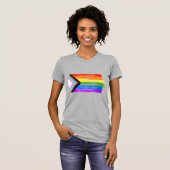 T-shirt Drapeau de fierté de progrès peint (Devant entier)