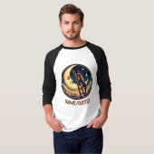 T-shirt Dreamy Moon & Dog Climbing Ladder (Devant entier)