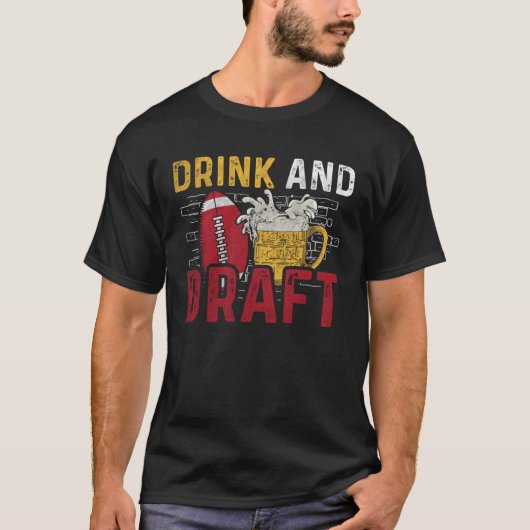 T-shirt Drink and Draft Beer Fantasy Football (Devant)