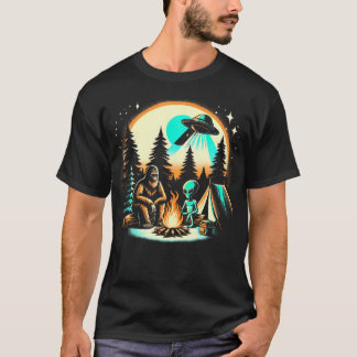 T-shirt Drôle Bigfoot Alien Ovni Camping Aventure de Plei