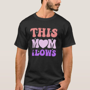 T-shirt Drôle ,Cette maman brille Bonne fête des mères Tee