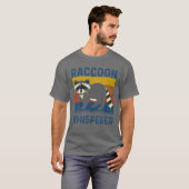 T-shirt Drôle Raccoon Whisperer (Devant entier)