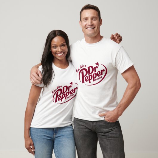 T-shirt Drôle Retro 'Get Me a Dr Pepper' Conception de dev (Unisexe)