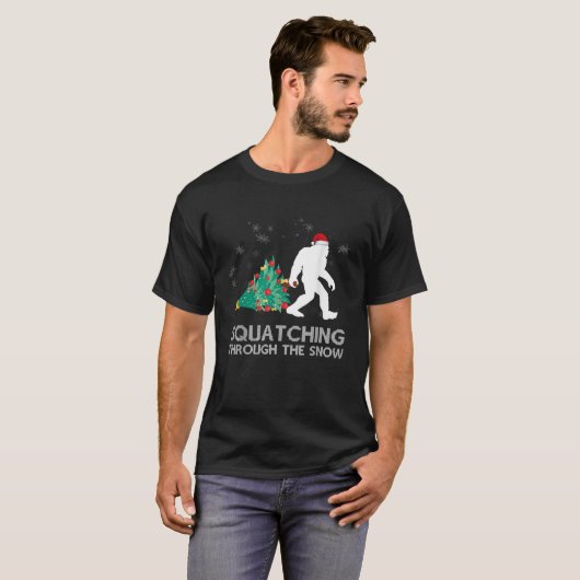 T-shirt Drôle Sasquatch Citation de Noël Squatching Bigfoo (Devant entier)