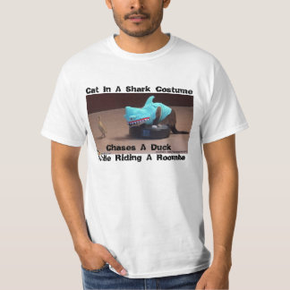 T-SHIRT DRÔLE SHARK-CAT CHASSANT LE CANARD SUR