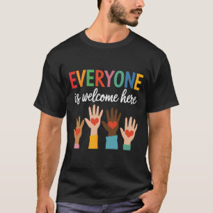 T-shirt Drôle Tout Le Monde Est Le Bienvenu Ici Professeur