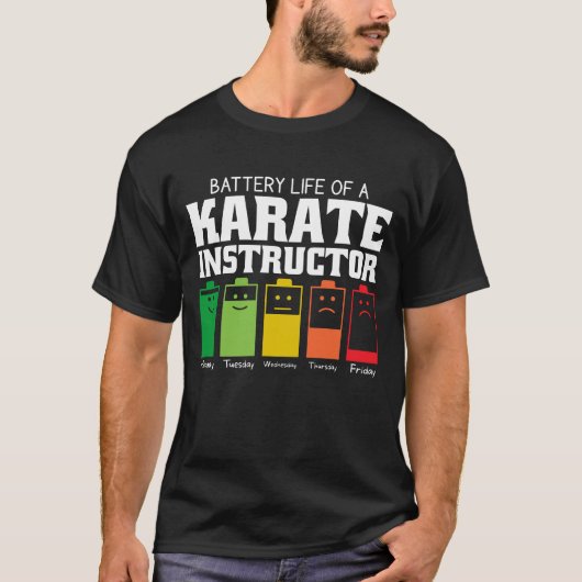 T-shirt Durée De Vie Batterie D'Un Instructeur De Karaté (Devant)