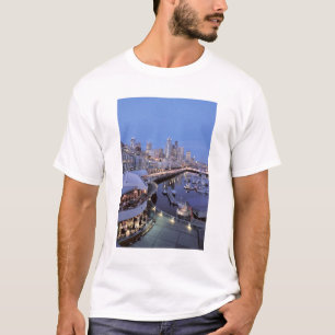 T-shirt Dusk sur Bell Harbour à Seattle, Washington.