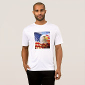 T-shirt Eagle chauve et la chemise de Sport-Tek de drapeau (Devant entier)