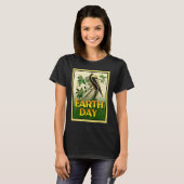 T-shirt Earth Day Brown Pelican Bird    Set 1 (Devant entier)