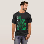 T-shirt Eat Sleep Soccer Repea Soccer Player (Devant entier)
