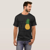 T-shirt Eating Pineapples Cute Fruit Tropical Fruits (Devant entier)