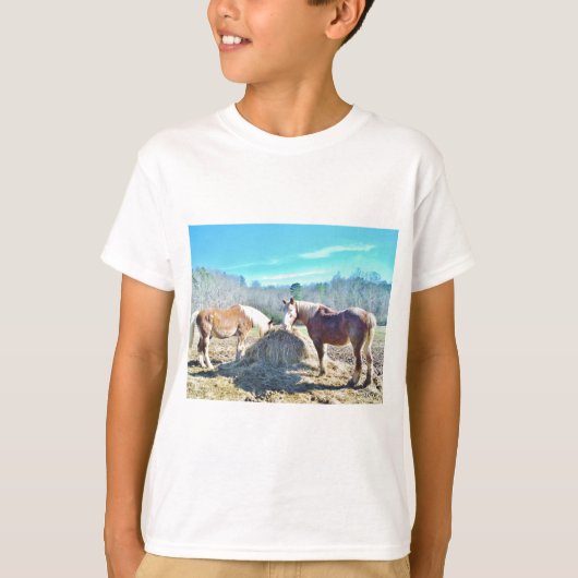 T-shirt Ébauche secourue Chevaux mangeant foin (Devant)