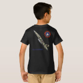 T-shirt École d'arme de combattant de la marine F-18 (Dos entier)