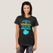 T-shirt Écureuil de mangeoire à oiseaux (Devant entier)