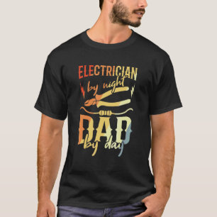 T-shirt Électricien masculin père technicien en électroniq
