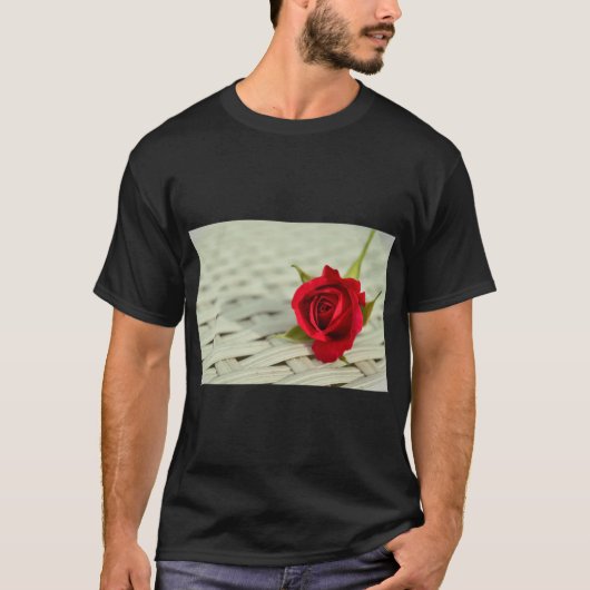 T-shirt Elegant Rose Floral Graphic (Devant)