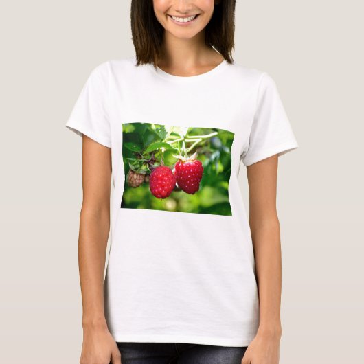 T-shirt Elégante framboise rouge classique (Devant)