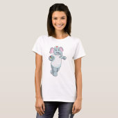 T-shirt Elephant comme infirmière avec la médecine (Devant entier)