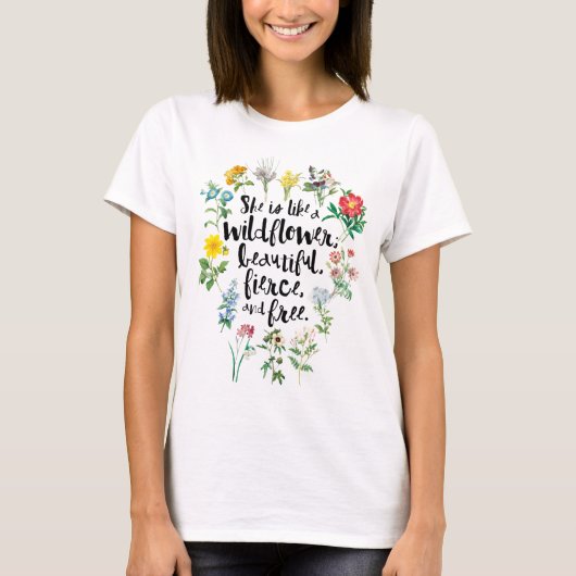 T-shirt "Elle est comme un Fleur sauvage..." Boho rustique (Devant)