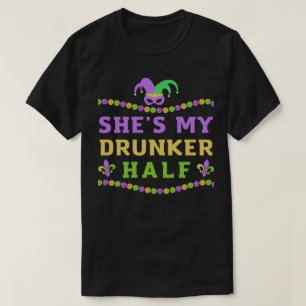 T-shirt Elle est ma coureuse à moitié drôle Mardi Gras Cou