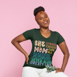 T-shirt Elle est maman Typographie Rétro Inspirante pour l
