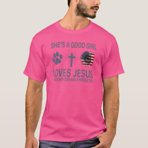 T-shirt Elle est une bonne fille aime Jésus aime son chien