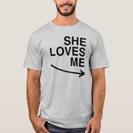 T-shirt Elle m'aime .png (droit) (Devant)