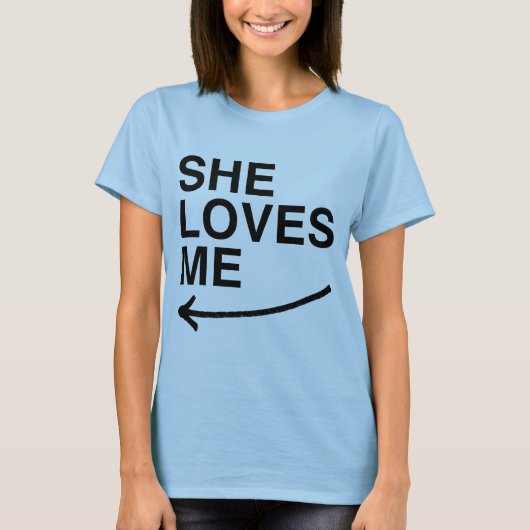 T-shirt Elle m'aime .png (gauche) (Devant)