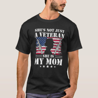 T-shirt Elle n'est pas seulement un vétéran Elle est ma mè