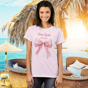 T-shirt Elle noue le nœud rose Team Bride