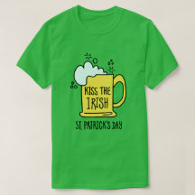 Embrassez la bière irlandaise St. Patrick's Day