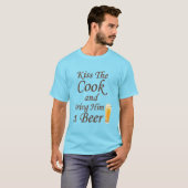 T-shirt Embrassez le cuisinier et apportez-lui une bière (Devant entier)