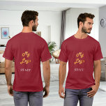 T-shirt Employé du logo commercial rouge<br><div class="desc">Un t-shirt rouge. Personnalisez et ajoutez le logo de votre entreprise. Texte : Personnel</div>