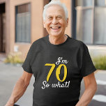 T-shirt En Tri-matière 70 donc ce Drôle Citation Inspirationnelle 70e Ann<br><div class="desc">70 alors ce Drôle Inspirationnel Citation 70e Anniversaire T-Shirt. 70,  c'est drôle et inspirant,  alors que pour un homme ou une femme célébrant le 70e anniversaire. Grand t-shirt sur mesure pour une célébration spéciale. Personnalisez ce t-shirt avec votre âge.</div>