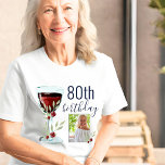 T-shirt En Tri-matière Aquarelle Rose de vin rouge Photo 80e anniversaire<br><div class="desc">Verre Rouge Rose Aquarelle Photo 80th Birthday Tri-Blend Shirt. Le design est assorti d'un verre de vin rouge aquarelle,  de roses et de brindilles. Le texte est entièrement personnalisable - personnalisez-le avec votre photo et votre âge. Grand comme un invité de fête d'anniversaire d'une femme d'honneur t-shirt.</div>