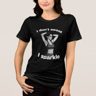 T-shirt En Tri-matière Conception de la forme