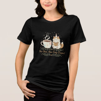 T-shirt En Tri-matière Cozy New Year Cat: Coffee & Reading Illustration