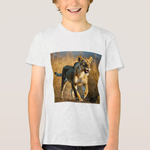 T-shirt En Tri-matière Embuscade de la lionne tachetée aux crocs de sabre
