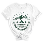 T-shirt En Tri-matière Green Bride Camping Bachelorette Party BVI<br><div class="desc">Accédez à votre week-end de bachelorette à thème de camping en utilisant ce tee amusant et élégant pour la mariée avec des éléments verts d'extérieur à thème! Si vous avez des questions ou des demandes concernant la conception, veuillez nous contacter par l’intermédiaire du conversation; nous serons heureux de vous aider!...</div>
