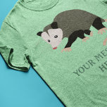 T-shirt En Tri-matière Image Cute Possum personnalisée<br><div class="desc">Ce t-shirt graphique personnalisé présente l'illustration d'une jolie opossum ou d'un opossum si vous préférez votre propre nom ou message court. Trouvez la coordination des cadeaux et des produits possum dans la Collection Possum Awesome de Asterisk Designs.</div>