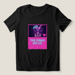 T-shirt En Tri-matière Les Boissons Sur Le Verre Martini