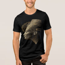 "Néfertiti moderne : Art royal doré